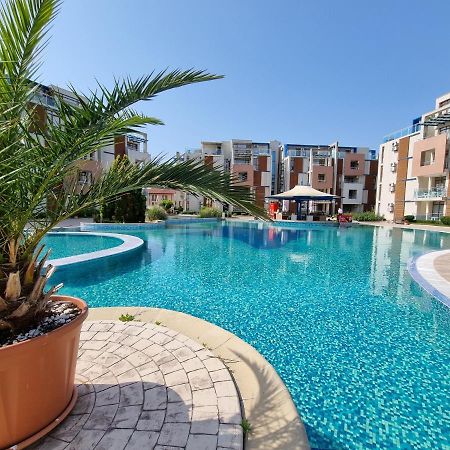 Studio Apartment With Balcony 300M From Beach Sunny Beach Esterno foto