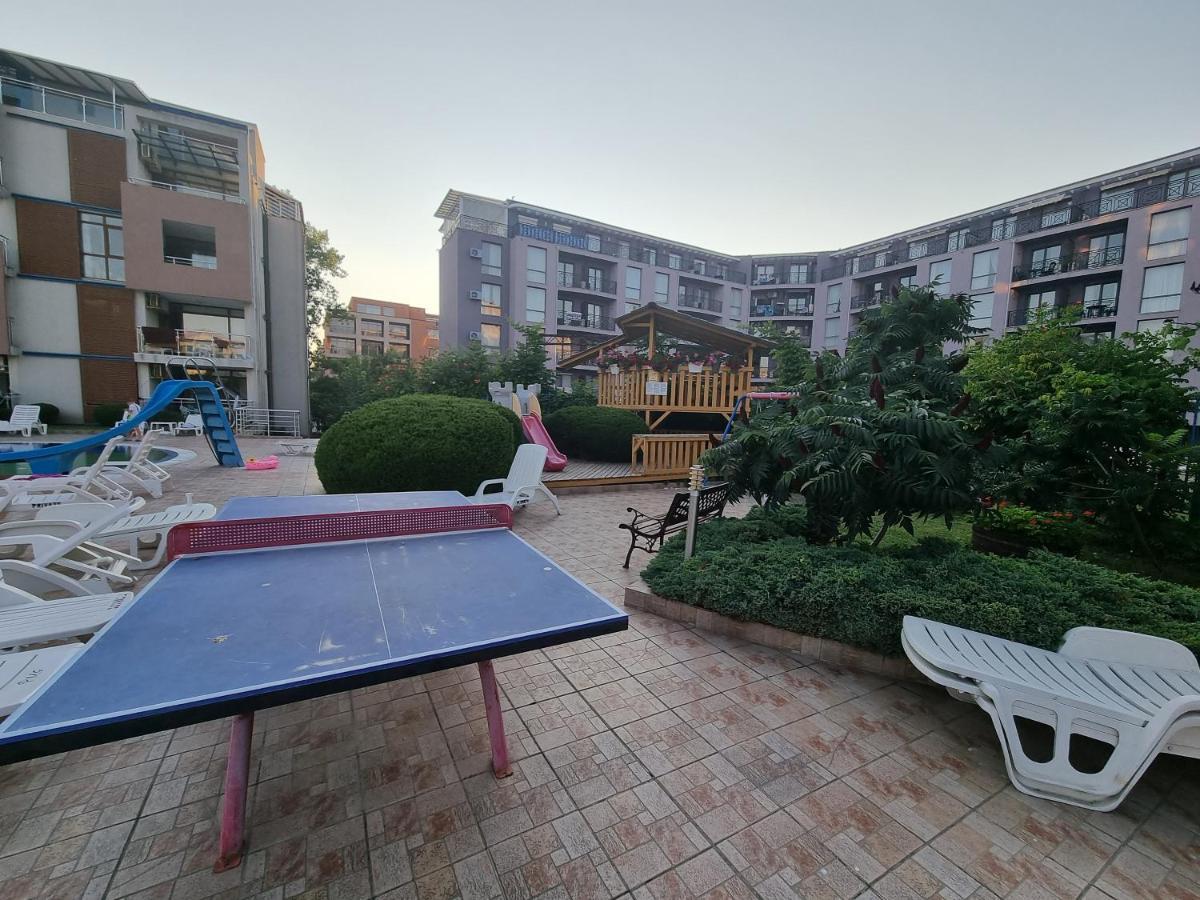 Studio Apartment With Balcony 300M From Beach Sunny Beach Esterno foto