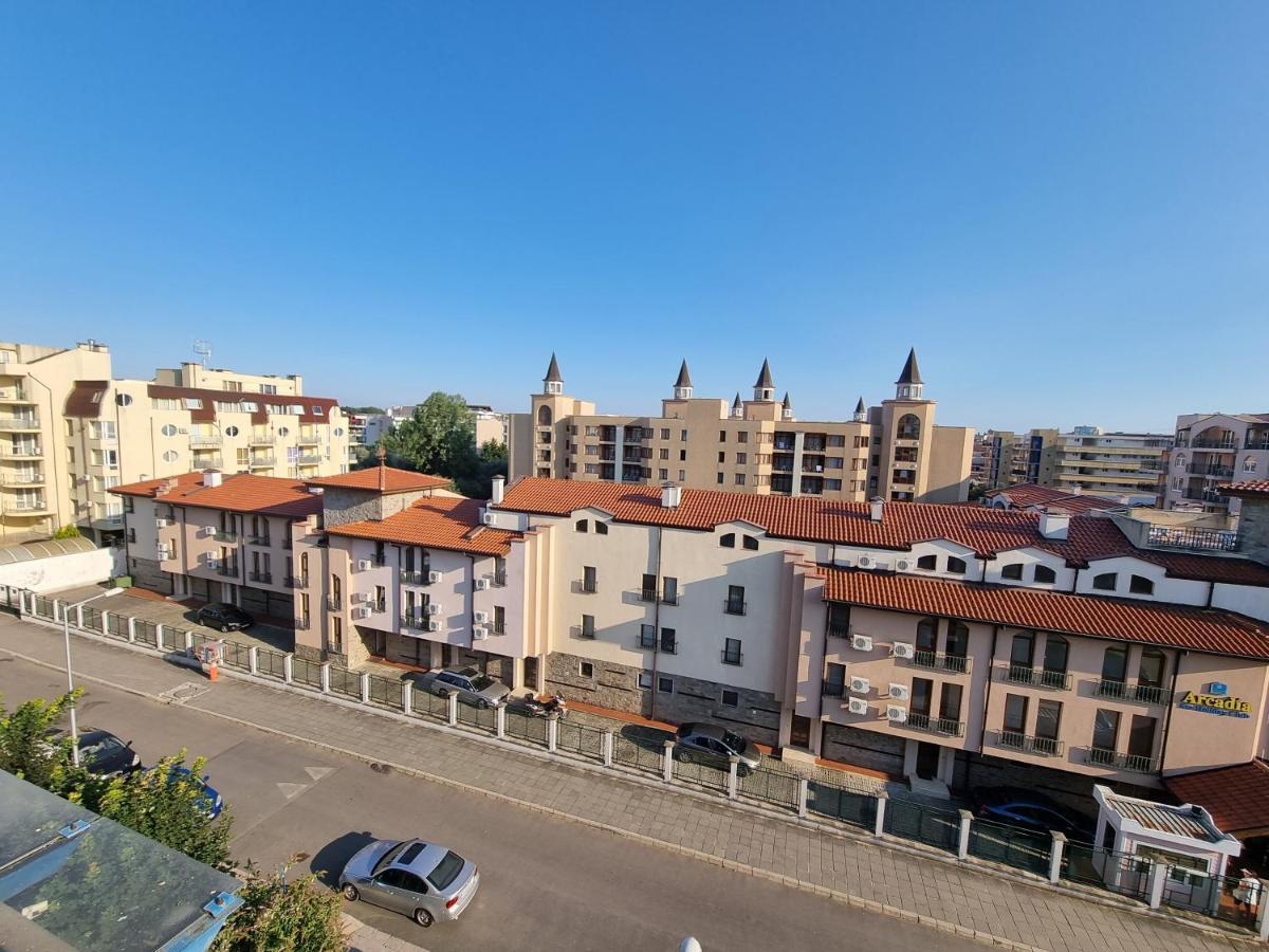 Studio Apartment With Balcony 300M From Beach Sunny Beach Esterno foto