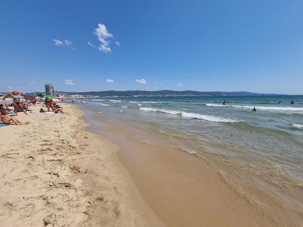 Studio Apartment With Balcony 300M From Beach Sunny Beach Esterno foto