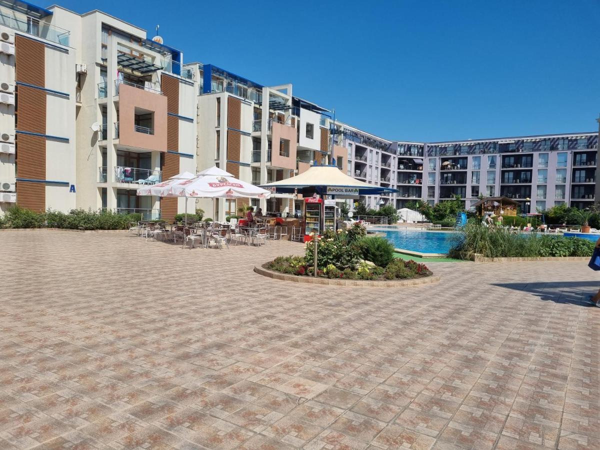 Studio Apartment With Balcony 300M From Beach Sunny Beach Esterno foto