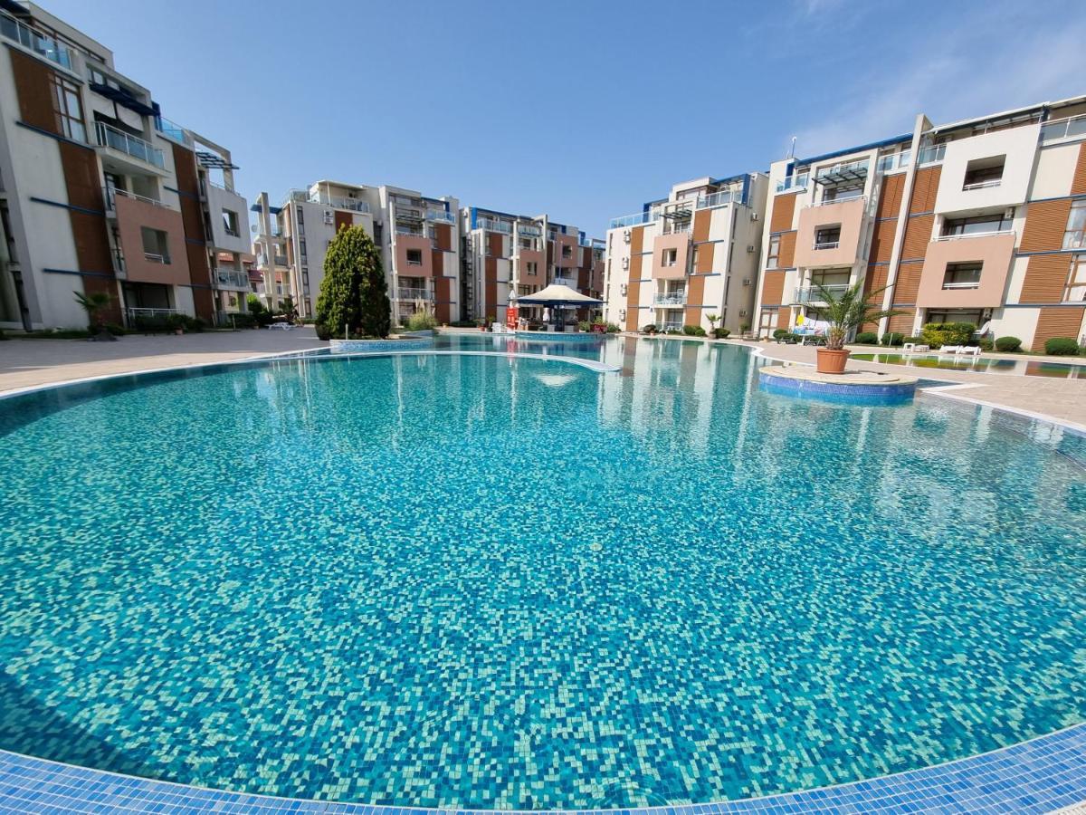 Studio Apartment With Balcony 300M From Beach Sunny Beach Esterno foto