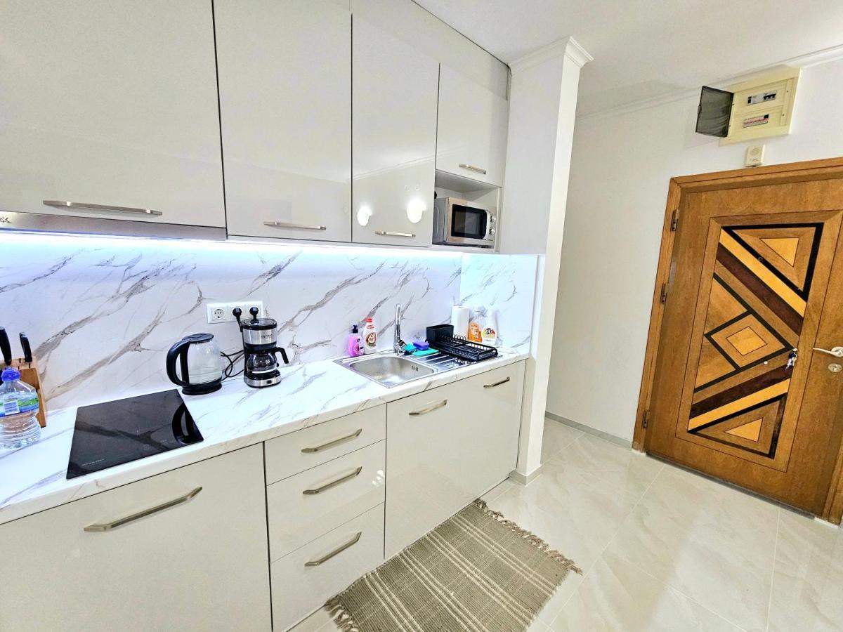 Studio Apartment With Balcony 300M From Beach Sunny Beach Esterno foto